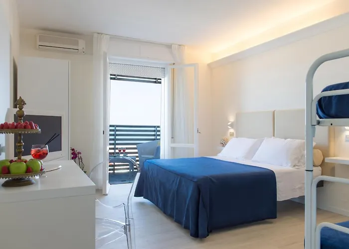 Kiss Beachfront Hotel & Restaurant